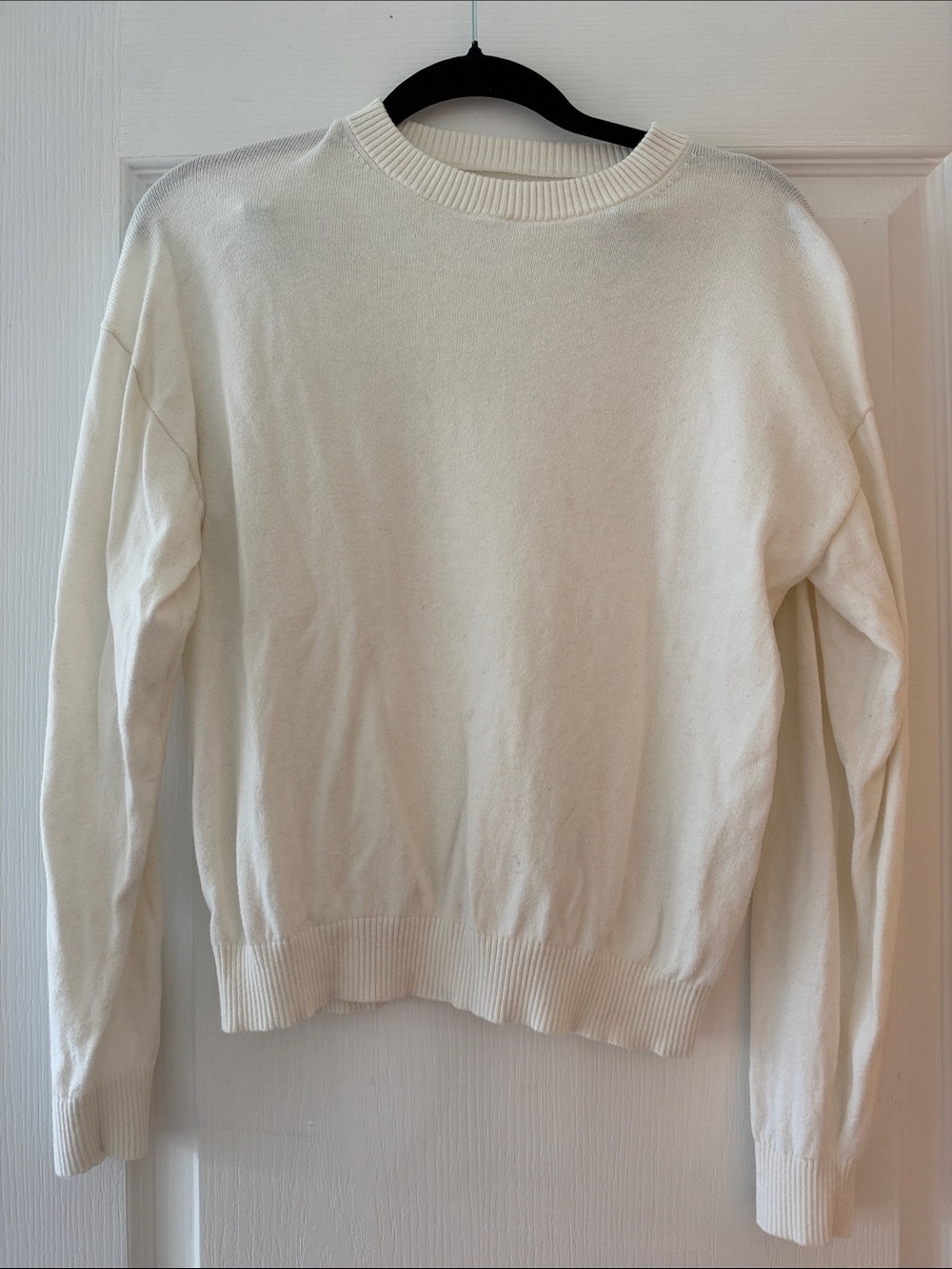 Aritzia Ivory Crewneck Sweater